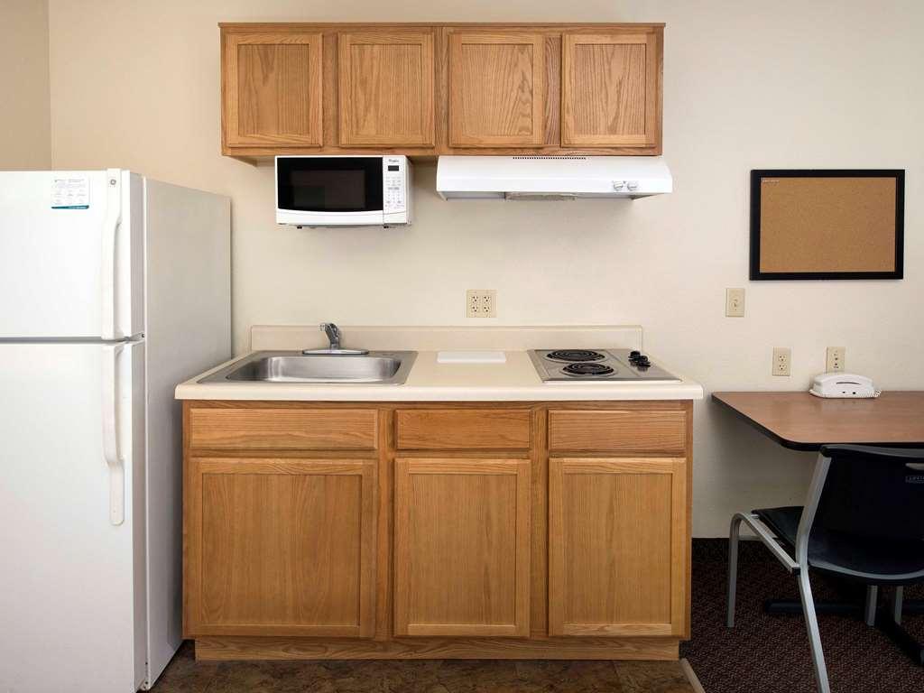 Woodspring Suites San Antonio Fort Sam Номер фото